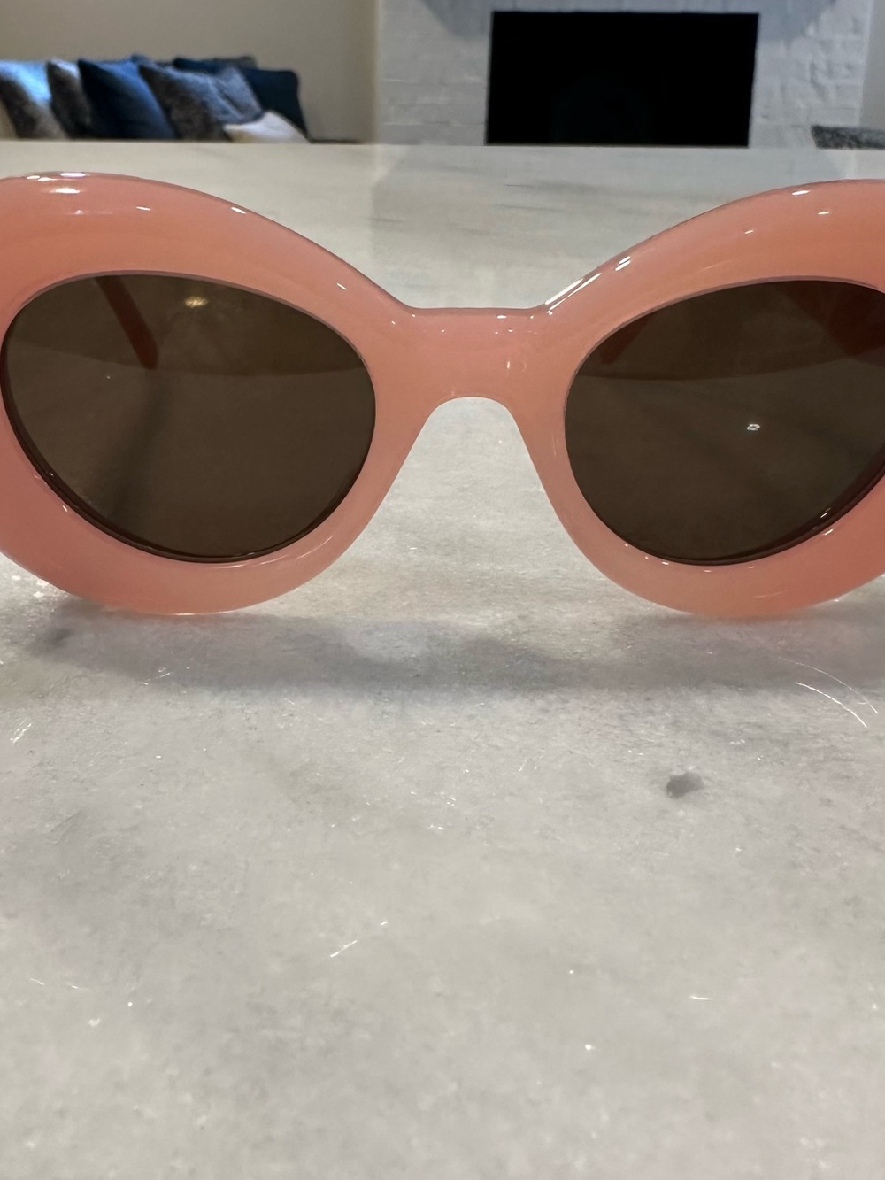 LOEWE curvy pink sunglasses